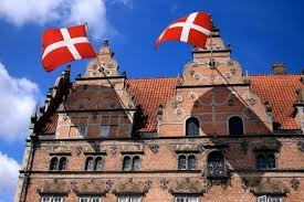 Dansk Speciallakering Med Kvalitet Forvandl Dine Overflader